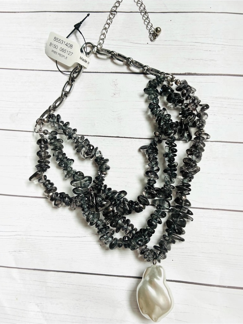 New NWT Free People Gray Multi-Strand Chip Beaded Pearl Choker Necklace $38 Tag